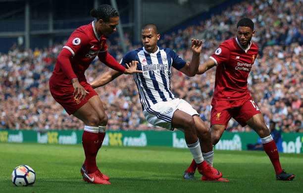 以贡献卓著 以贡献卓著